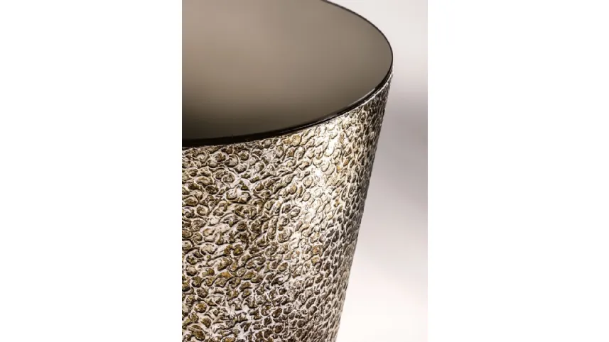 Tavolino in metallo lavorato a mano con piano in specchio molato Conico basso di Cantori