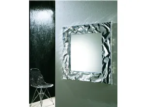 Specchio Mito con cornice in alluminio di Riflessi
