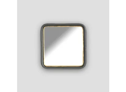 Specchio quadrato con angoli arrotondati Vesta in metallo finitura brunita con profilo color Antique Gold di Dialma Brown