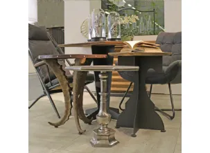 Tavolino quadrato Ister in legno con base in metallo di Dialma Brown