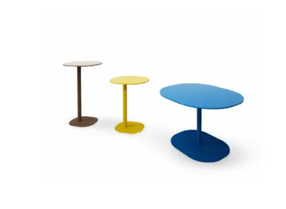 Tavolino Narciso con top in plexiglas e base in metallo di Egoitaliano