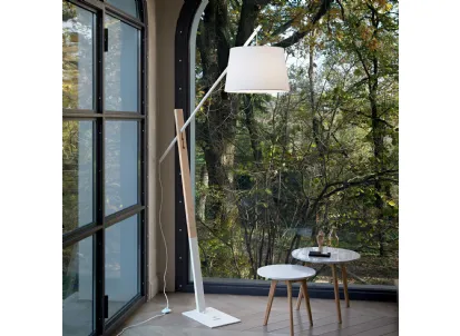 Lampada da terra Eminent in metallo e legno naturale con paralume rivestito in tessuto di Ideal Lux