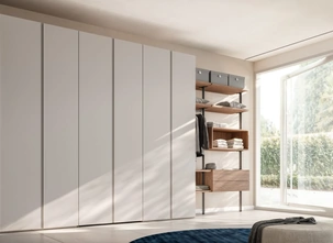 Armadio ad ante battenti Tratto + cabina Pole 30 di Orme