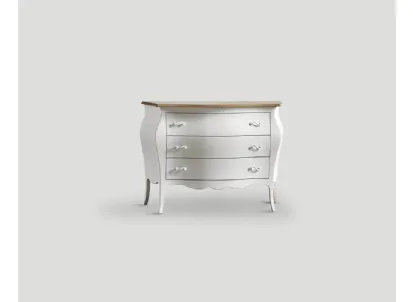 Comò sagomato Brando realizzato in legno laccato Bianco vissuto con top in legno massello di Rovere naturale di Dialma Brown