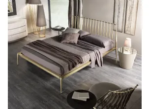 Comodino Conico rivestito in pelle con top a specchio di Cantori