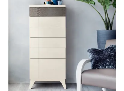 Cassettiera Aneto in legno laccato di Le Fablier