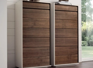 Cassettiera Vertice in noce canaletto di Le Fablier