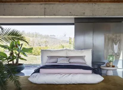 Letto in tessuto imbottito Alba di Mogg