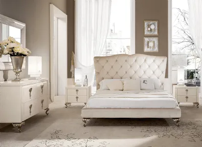 Letto classico George Alto in tessuto imbottito e trapuntato di Cantori