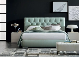 Letto in pelle Jubilee con box contenitore di Oggioni