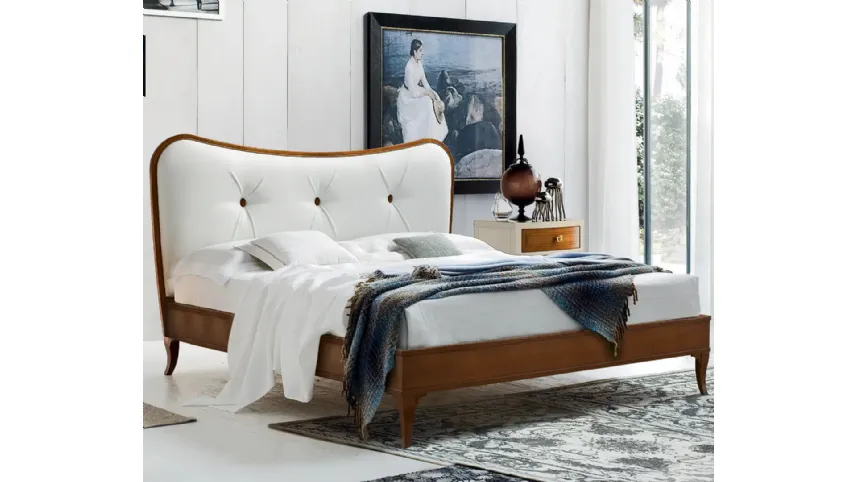 Letto classico con testiera imbottita in ecopelle Nuvola di Le Fablier