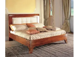 Letto classico in legno con testiera in ecopelle Oleandro Le Fablier