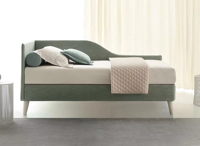 Daybed singolo con contenitore Golf 131 di Oggioni