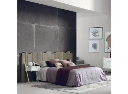 Letto con testiera  in legno massello di Conifera Skyline di Dialma Brown