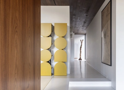 Libreria Shape Tower di Mogg