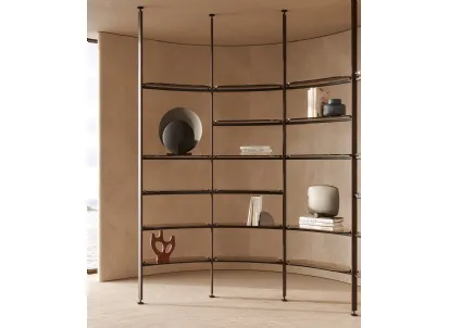 Libreria divisoria con piani in vetro e struttura in metallo Stem Round di Nature Design