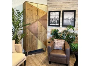 Madia alta Abbondio realizzata in legno di Old Pine con inserti in Rame e Alluminio chiodato di Dialma Brown