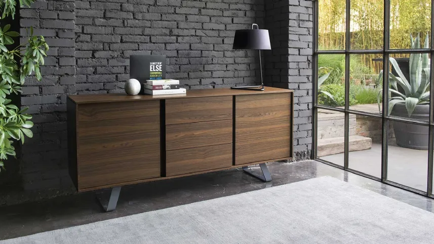 Madia in legno a 3 ante con piedini in metallo Secret di Calligaris