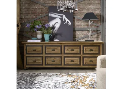 Madia Cartagena realizzata in legno massello di Old Pine con piedini in metallo color grafite di Dialma Brown