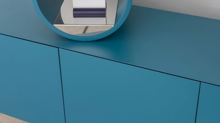 Madia di design in laccato opaco Giunone di Mogg