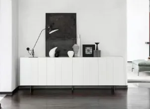 Madia Stripe in laccato bianco  opaco di Novamobili