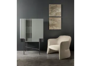 Madia Alta con ante in laccato e vetro serigrafato e struttura in metallo Valley Cabinet di Cantori