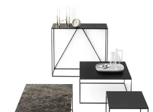 Mobile ingresso in tubo di metallo e piano in lamiera Thin di Calligaris