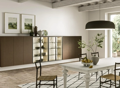 Mobile sospeso Modula in laccato effetto metallo con Vetrina di Snaidero