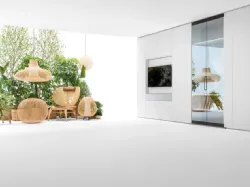 Parete Attrezzata Living con ante in vetro di Caccaro