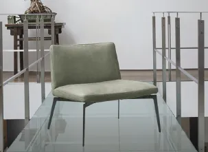 Poltroncina di design in pelle Flexa Lounge Chair di Alivar