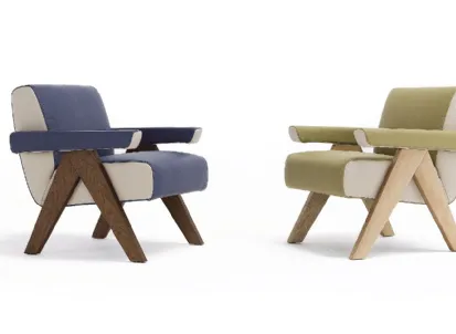 Poltroncina Fram in tessuto con struttura in legno massello di Egoitaliano