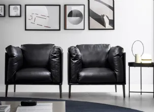 Poltroncina Kubì in pelle di Novamobili