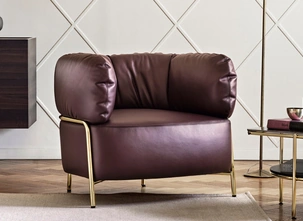 Poltroncina in pelle Quadrotta di Calligaris
