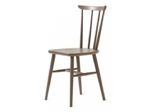 Sedia British in faggio verniciato di Veneta Cucine