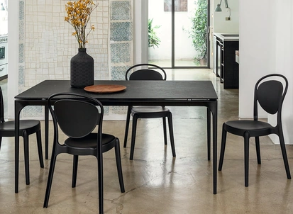 Sedia in policarbonato Parisienne di Calligaris