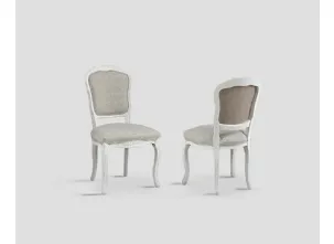 Sedia Corinne imbottita e rivestita in tessuto con struttura in legno massello laccato White Vintage di Dialma Brown