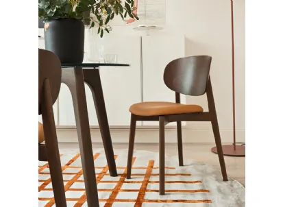 Sedia in legno dal design classico Eide di Connubia
