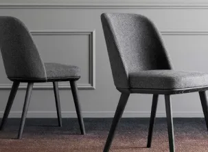 Sedia in tessuto Foyer di Calligaris