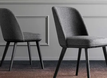 Sedia in tessuto Foyer di Calligaris