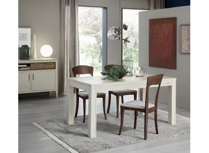 Sedia Magnolia in legno con seduta imbottita di Le Fablier