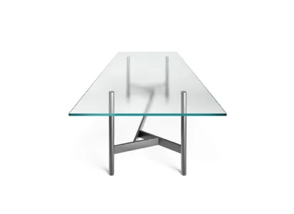 Tavolo Agos con top in vetro retroverniciato e base in metallo finitura Grigio Lava di Fiam