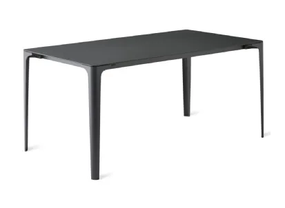 Tavolo in alluminio verniciato opaco nero Bistrot di Veneta Cucine