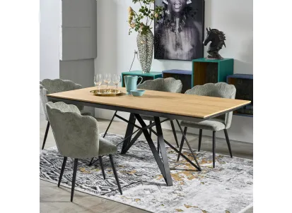 Tavolo allungabile Georges con top in legno stratificato di Rovere naturale e base in metallo color Grafite di Dialma Brown