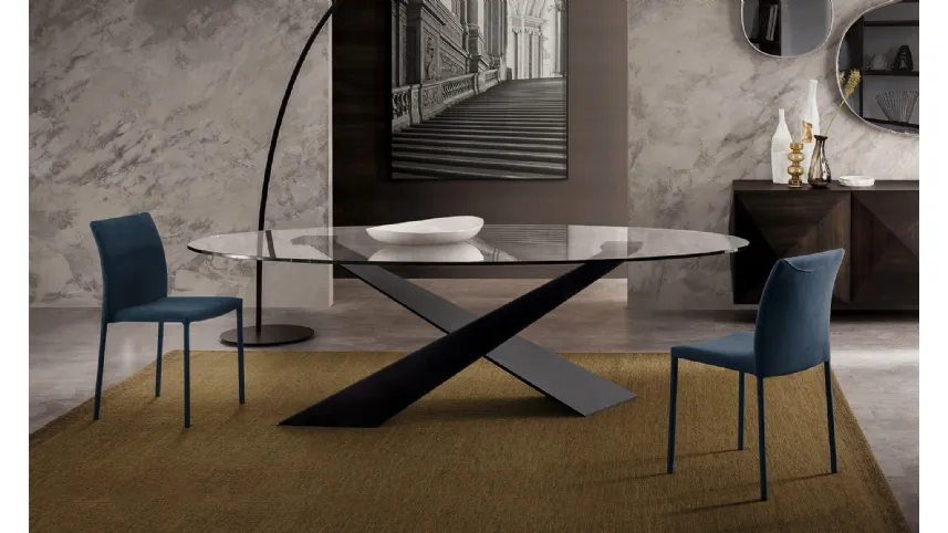 Tavolo di design con piano ovale in cristallo temperato Living di Riflessi