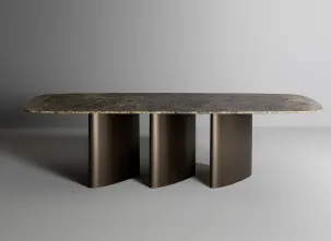 Tavolo Louver con top in marmo di Bonaldo