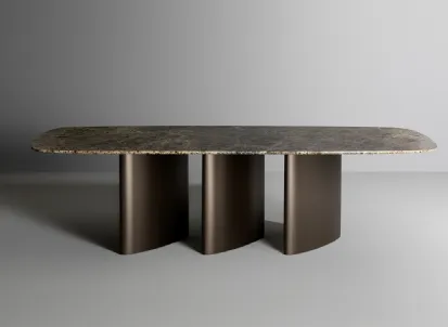 Tavolo Louver con top in marmo di Bonaldo