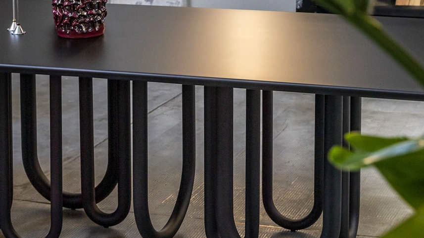 Tavolo Medusa di Mogg