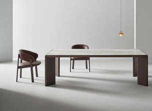 Tavolo Oshi in ceramica e legno di Bonaldo