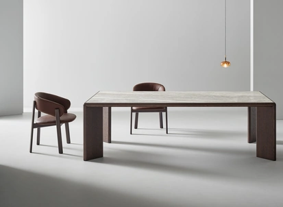 Tavolo Oshi in ceramica e legno di Bonaldo