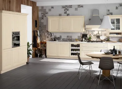 Cucina Classica lineare Pavese in Frassino laccato Marsiglia di Veneta Cucine